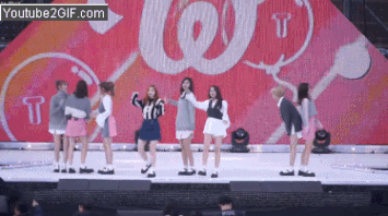 琏表达谢意,光看就知道真的吓得不轻虽然twice在娜琏的机警下化险为夷