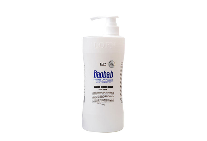 Baobab LPP護髮膜
(LOFN/ 1000ml/ 約台幣380元)
——
雖然單價偏高,偶爾有促銷活動時,也可以挺實惠的價錢入手,
是其他推薦產品的五倍容量唷~!計算起來,其實也是頗實惠的!
以LPP蛋白質為主成份,網上可以找到許多推薦文唷!