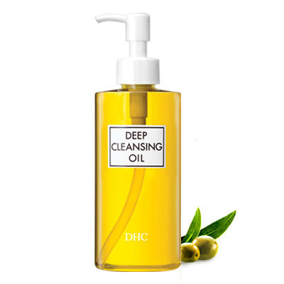 深層卸妝油 / DHC / 200ml / 台幣售價約1050元.
一次就能清洗掉彩妝,擁有深層清潔的強效洗淨力。植物性的油脂,更能保有皮膚的水分感。是款受到大家熱愛的有名卸妝油~
