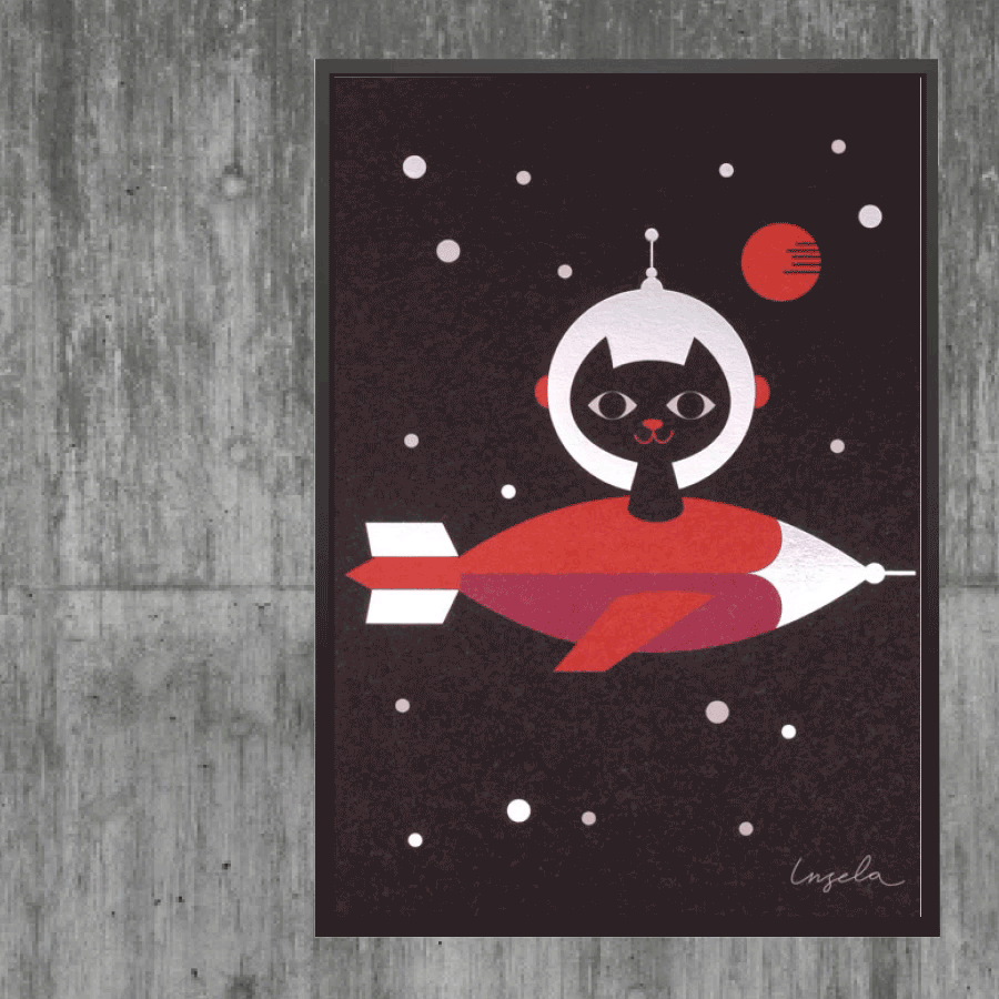 馬麻: Ingela P Arrhenius
名字: Space Cat
大小: 12x17cm
行銷商: Birot
(對話框:偶是環遊宇宙的喵咪..梳頭髮的獅子和騎單車的豬豬都是偶的朋友呢!)