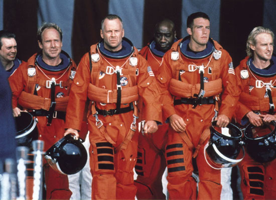 4. 世界末日 (Armageddon, 1998)
20年代末好萊塢科幻巨作... 講述了人類派太空人炸毀即將撞擊地球的小行星的故事,片名Armageddon源於聖經啟示錄中世界末日之戰。