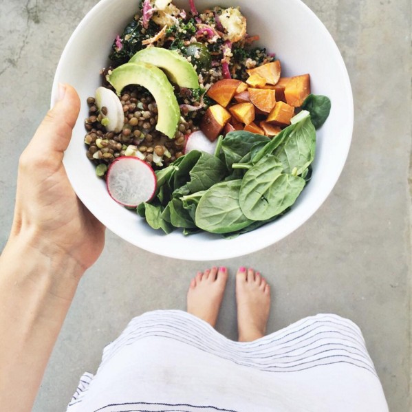 clean food dirty city 是一位在紐約生活的女性,為了尋找大蘋果中最健康的美食料理而誕生的IG。雖然我們不一定有機會取紐約,但瘦身時若不知道要吃什麼,也可以從中找些例子喔!