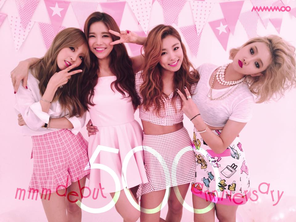 No.3 MAMAMOO +876
被評為新人女團中最有實力的,就是MAMAMOO莫屬啦!靠著歌唱力與不做作的個性,比上個月還增加的800多名粉絲入會,粉絲人數來到4萬5543人,已經超越了前輩女團KARA
