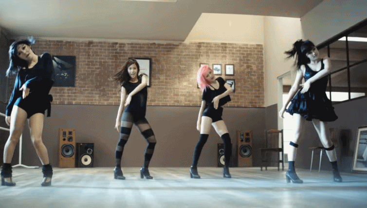 miss A - Bad Girl Good Girl
2010年7月22日於《M! COUNTDOWN》獲得出道以來首個音樂節目一位。
