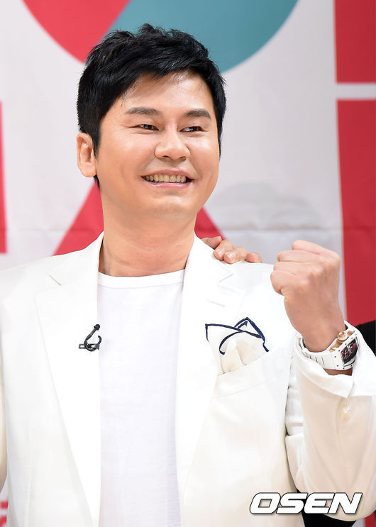 不過等待已久的粉絲可能要失望了,根據媒體《Dispatch》的報導,明明說好今年夏天要回歸的2NE1,在YG公司代表老楊接受接訪確定了今年可能也很難回歸,因為老楊說現在的2NE1是處於一個「很難以進行活動的狀態」