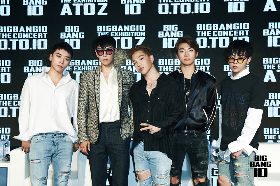 TOP 1 :: BIGBANG
演唱會時間:8 月 20 日
原價:搖滾區 11 萬/張(台幣約 3440 元)
黃牛票最高票價:200 萬 / 張(台幣約 62500 元)
