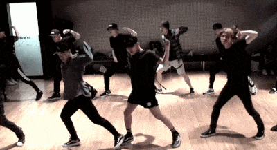 #13
BIGBANG - Bang Bang Bang
Bang Bang Bang這麼洗腦你一定有跟著音樂一起擺動過吧~通通不准動!