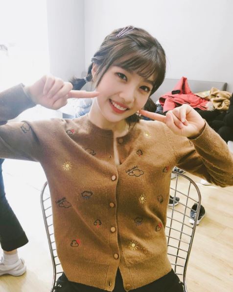 虽然joy的爆料让yerin不知道该怎麼办才好xdddd,不过反而让网友因此