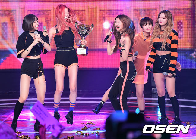 让粉丝看一下完整体的exid阿~~也赶快回来顾小孩不然女王管不住(误真