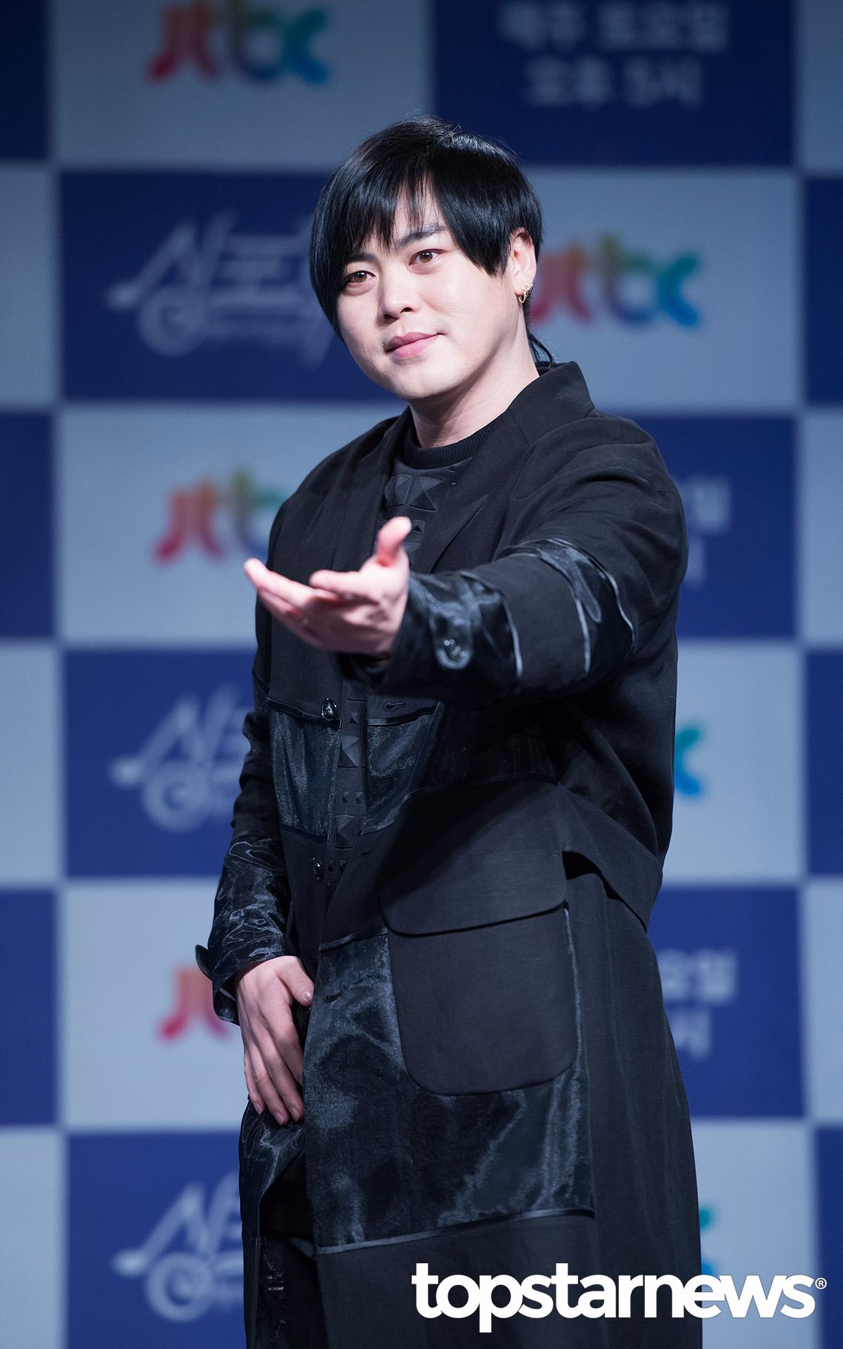 super junior甚至因此要跟粉丝开恳谈会 神话eric竟被