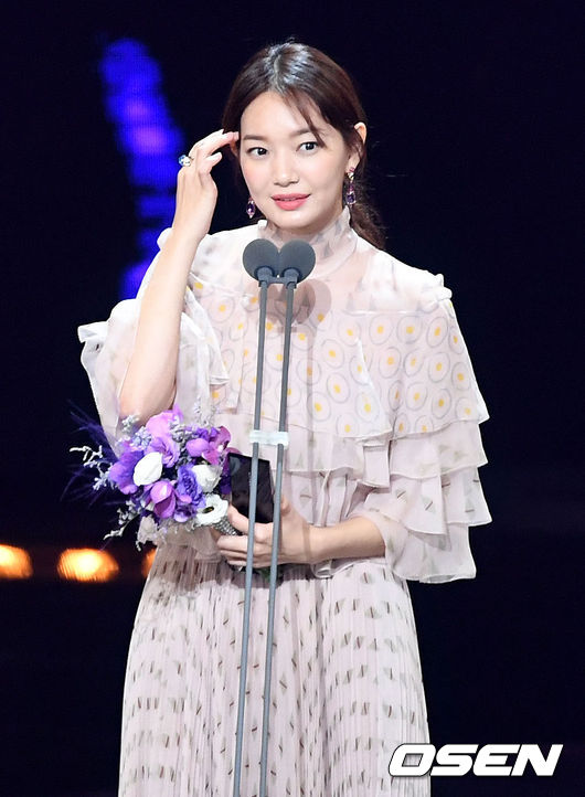 抗癌近况首度公开 女友新慜娥贴心举动 感动网友 - 1, 2, 3