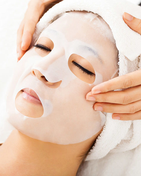 韩国星级美容师提点敷面膜时「千万别做」的6件事 怪不得你怎麼敷都看