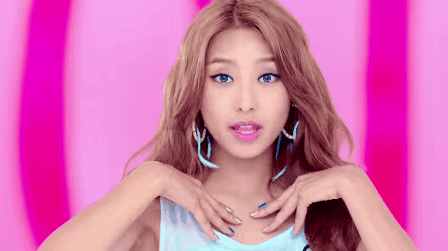 就是要等微胖变成主流!6位肉肉女偶像的超显瘦穿搭!