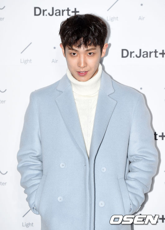 根据韩国媒体《首尔新闻》报导,李准在军中传出试图自杀的消息,并让军