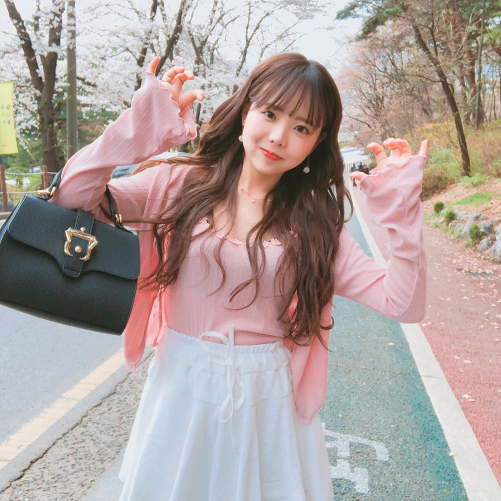 身材比较娇小的女孩可以将洪瑛琦的穿搭法学1000_1000