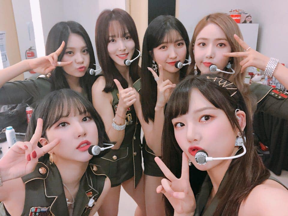 sinb「连手都抬不起来」.画面让粉丝超心疼!