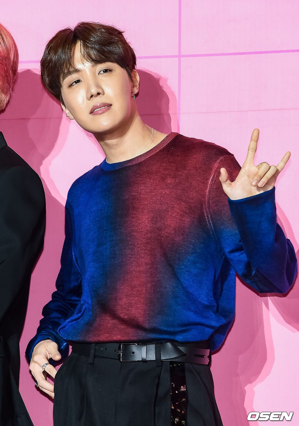 针对韩国演艺圈之乱,bts首发声:「自我管理比赚钱重要」